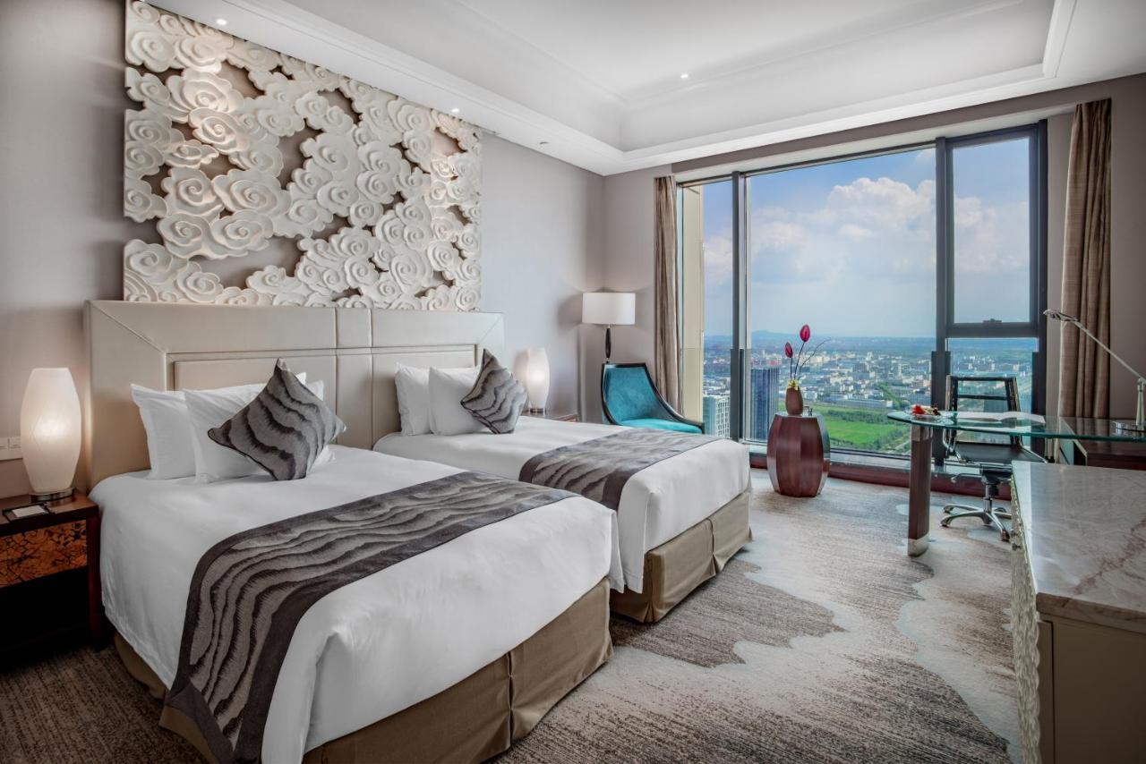Grand New Century Hotel Haining Zhejiang Buitenkant foto